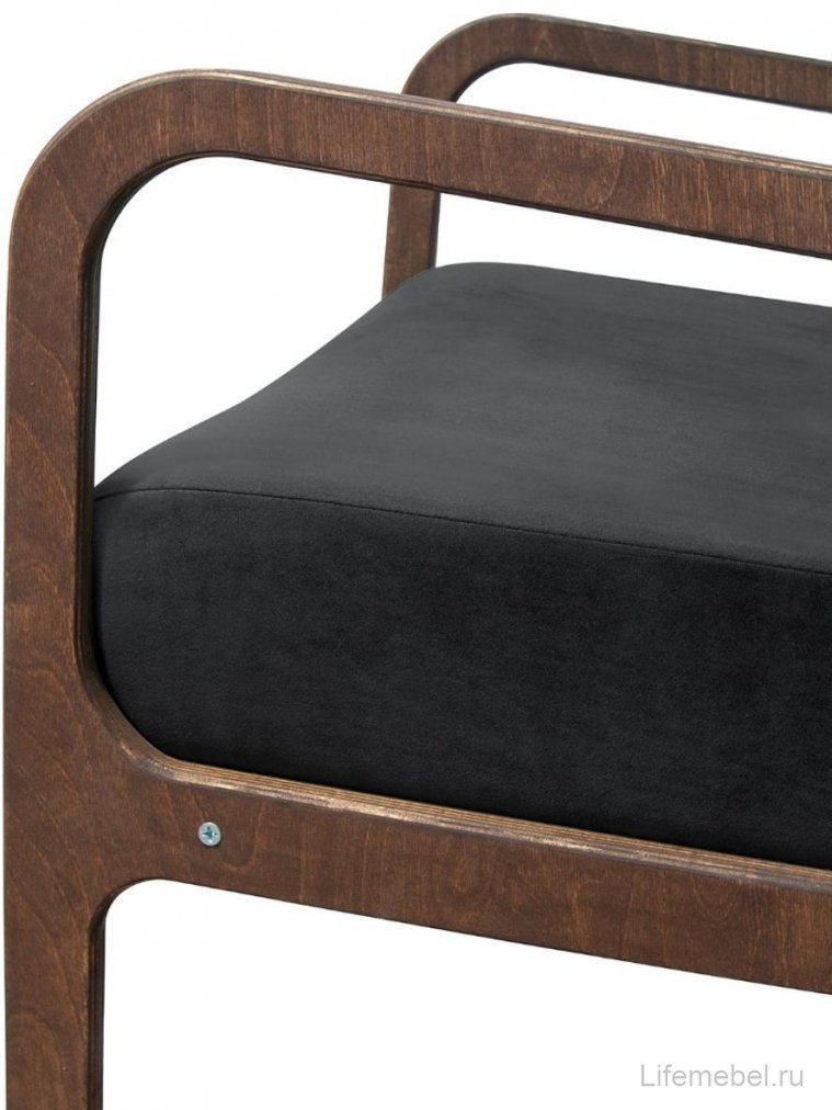 Низкое кресло Mody Black
