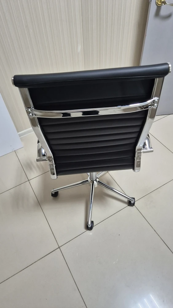 Компьютерное кресло Reus pu white / chrome фото покупателя 29