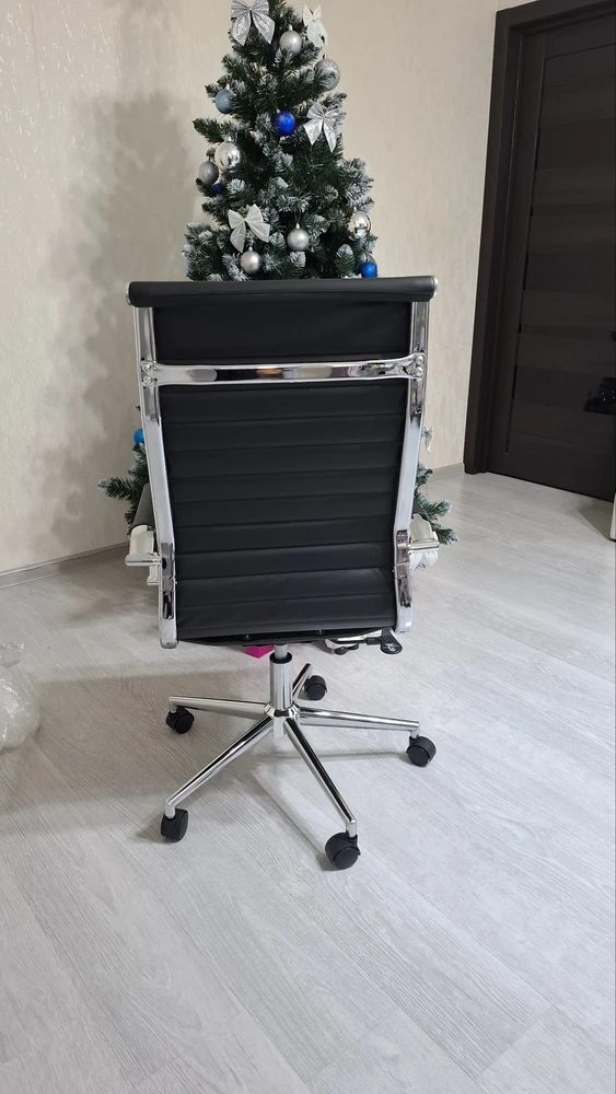 Компьютерное кресло Reus pu white / chrome фото покупателя 33