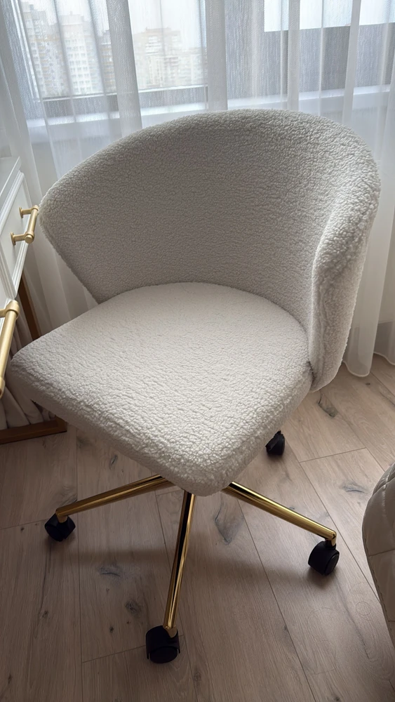 Компьютерное кресло Lika white teddy фото покупателя 10
