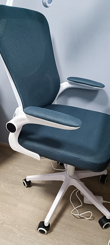 Компьютерное кресло Konfi blue / white фото покупателя 232