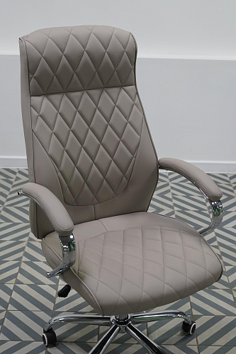 Компьютерное кресло Monte dark grey из шоурума 5