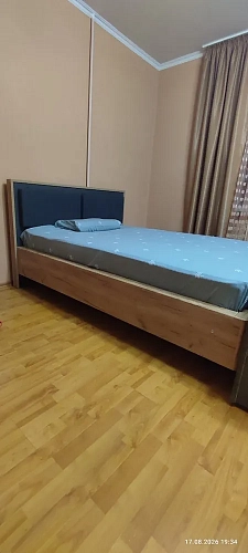 Полутораспальная кровать Клауд 140х200 парящая дуб крафт золотой / антрацит фото покупателя 1