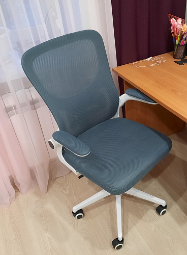 Компьютерное кресло Konfi blue / white фото покупателя 285