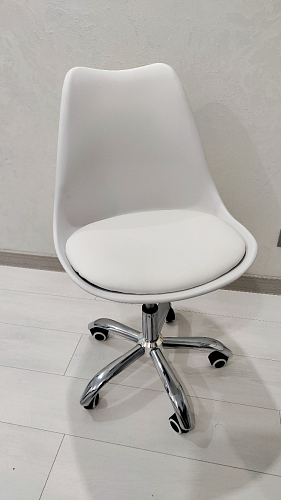 Компьютерное кресло Kolin с подушкой clear / white фото покупателя 516