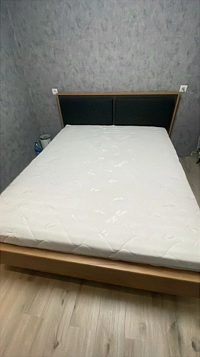 Полутораспальная кровать Клауд 140х200 парящая дуб крафт золотой / антрацит фото покупателя 125