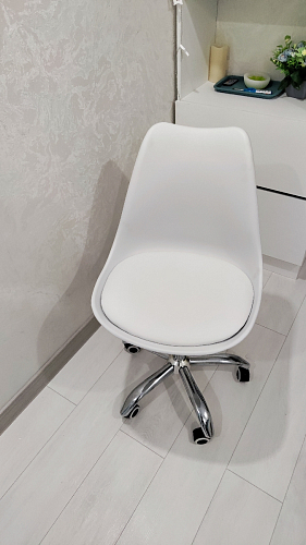 Компьютерное кресло Kolin с подушкой clear / white фото покупателя 515