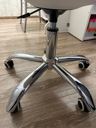 Компьютерное кресло Kolin с подушкой clear / white фото покупателя 371