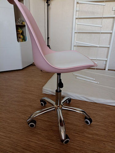 Компьютерное кресло Kolin с подушкой clear / white фото покупателя 224