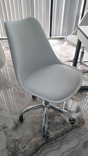 Компьютерное кресло Kolin с подушкой clear / white фото покупателя 454