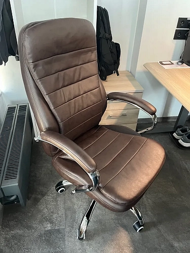 Компьютерное кресло Tomar коричневое фото покупателя 13
