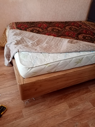 Полутораспальная кровать Клауд 140х200 парящая дуб крафт золотой / антрацит фото покупателя 674