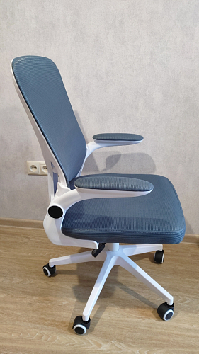 Компьютерное кресло Konfi blue / white фото покупателя 90