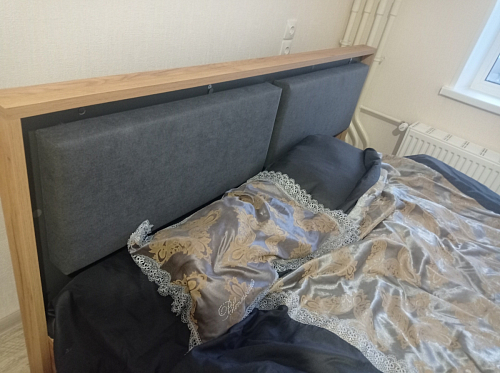 Полутораспальная кровать Клауд 140х200 парящая дуб крафт золотой / антрацит фото покупателя 239