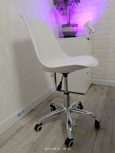 Компьютерное кресло Kolin с подушкой clear / white фото покупателя 289