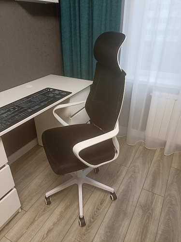 Компьютерное кресло Golem dark gray / white фото покупателя 48
