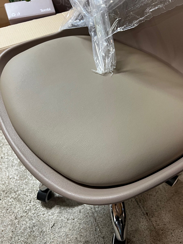Компьютерное кресло Kolin с подушкой clear / white фото покупателя 162