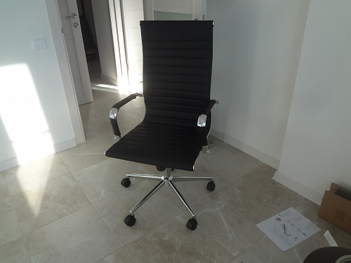 Компьютерное кресло Reus pu white / chrome фото покупателя 6
