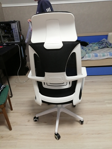 Компьютерное кресло Golem dark gray / white фото покупателя 43