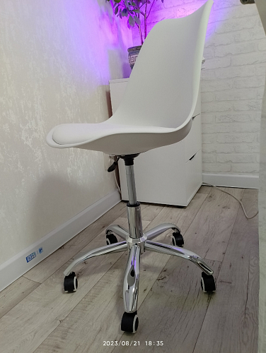 Компьютерное кресло Kolin с подушкой clear / white фото покупателя 290